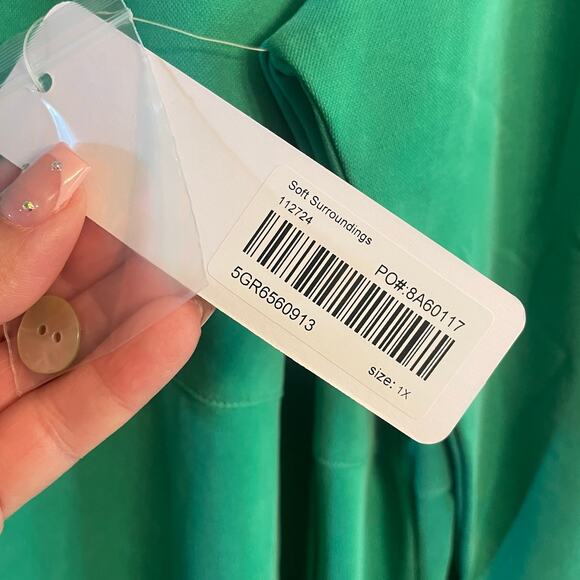 Soft Surroundings Green Tunic Button Back Pockets Long Shirt Top 1X Plus NEW - Picture 6 of 7